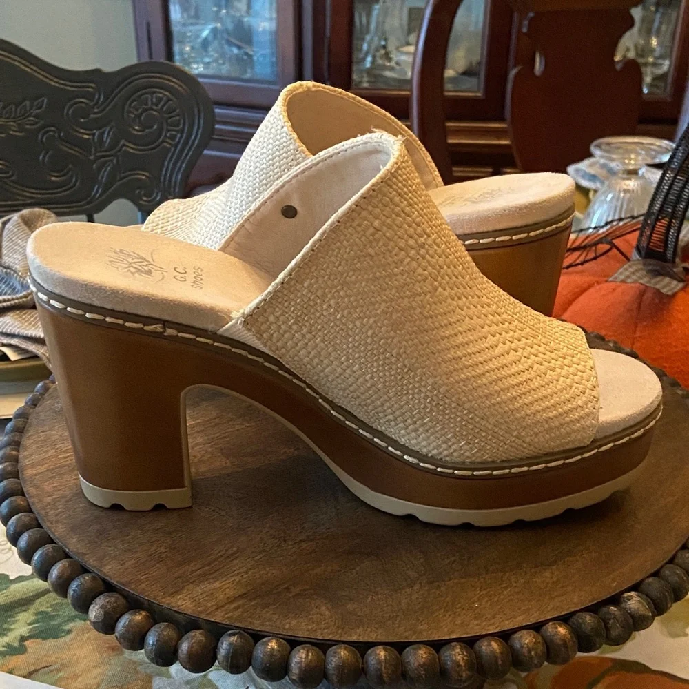 GC Scarlet Platform Mules  Size 38